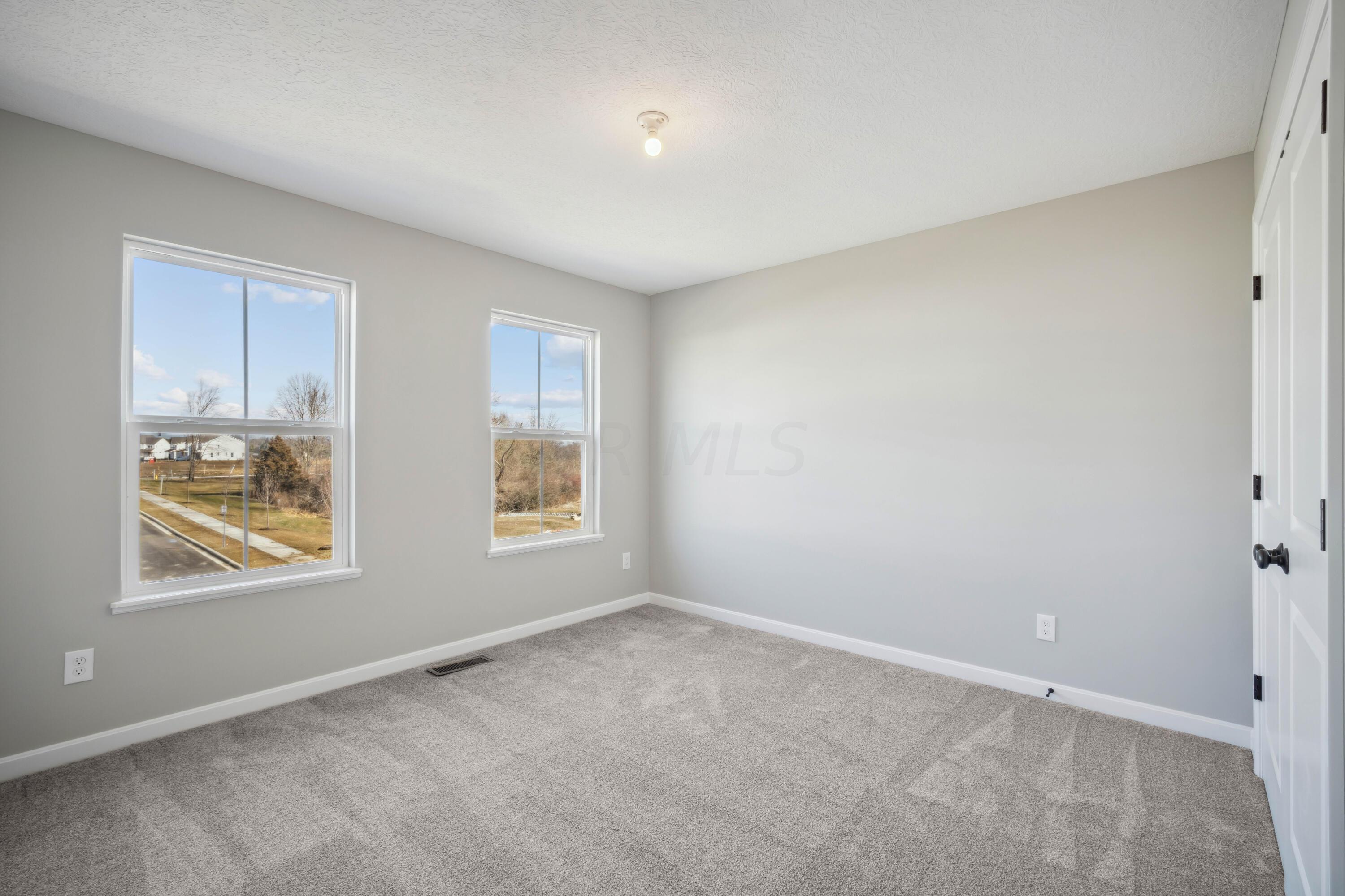 3336 Logsdon Loop Delaware, OH 43015 - Photo 32 of 39 Interior
