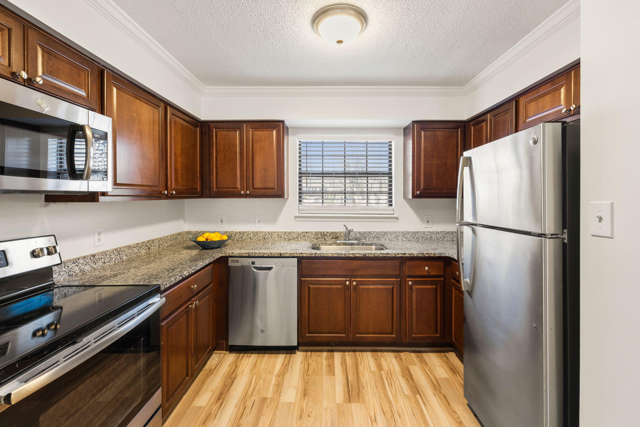 2362 Parsonage Road, Unit 17G Charleston, SC 29414 - Photo 6 of 8 Kitchen