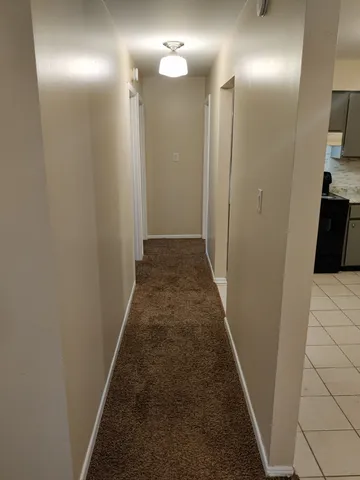 $1,650 | 121 West Elk Trail, Unit 221, Carol Stream, IL 60188