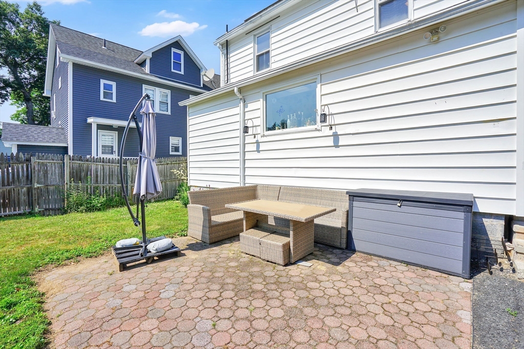 122 Shawmut Street Springfield, MA 01108 - Photo 41 of 42