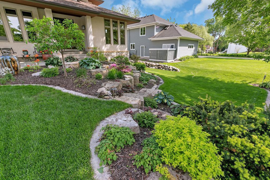 7445 Ridgeway Road Golden Valley, MN 55427 - Photo 7 of 59