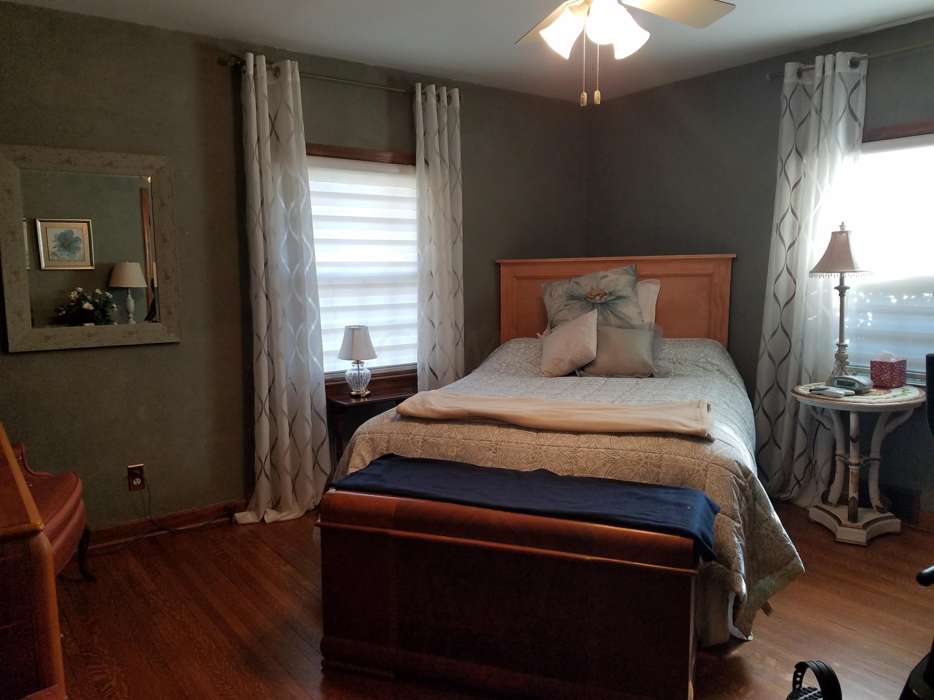 2741 Fishinger Road Columbus, OH 43221 - Photo 16 of 36