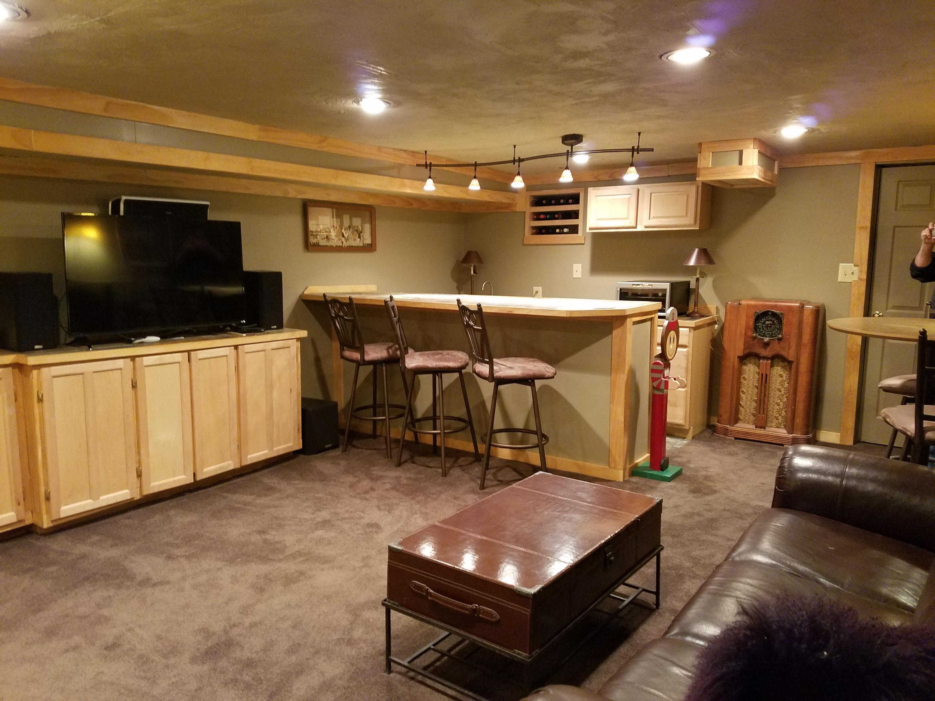 2741 Fishinger Road Columbus, OH 43221 - Photo 25 of 36