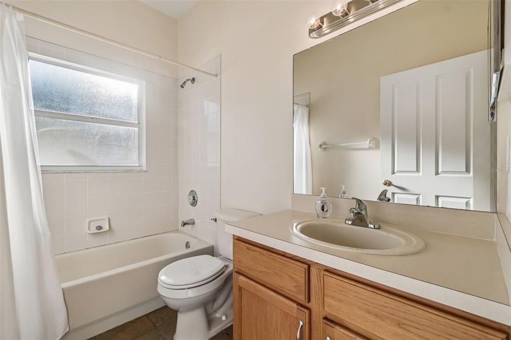 4318 Brandon Ridge Drive Valrico, FL 33594 - Photo 14 of 26