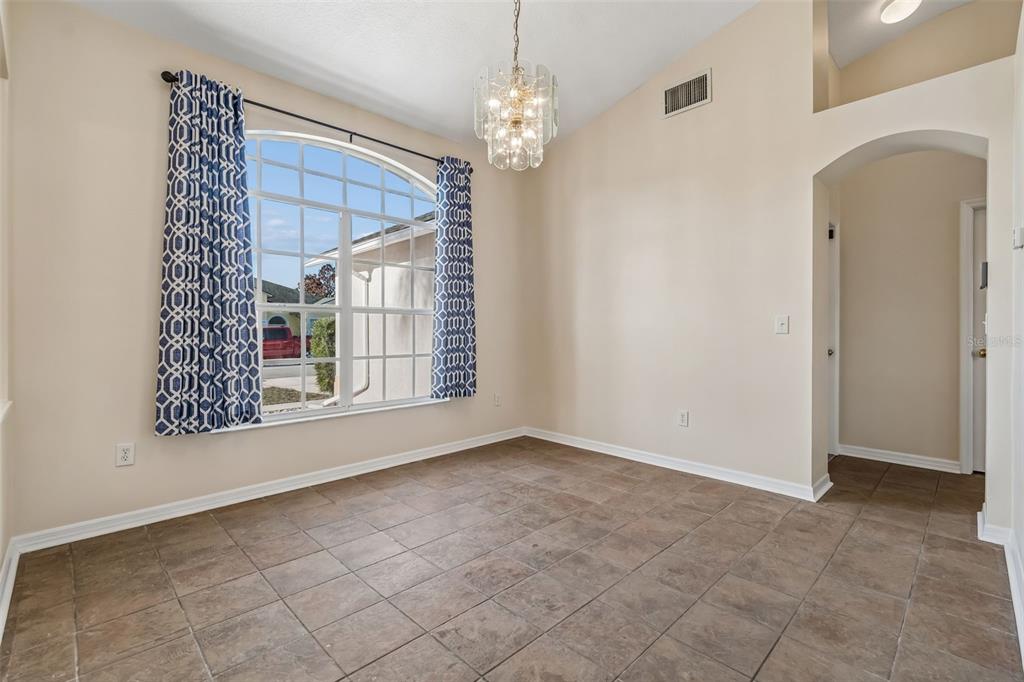 4318 Brandon Ridge Drive Valrico, FL 33594 - Photo 3 of 26