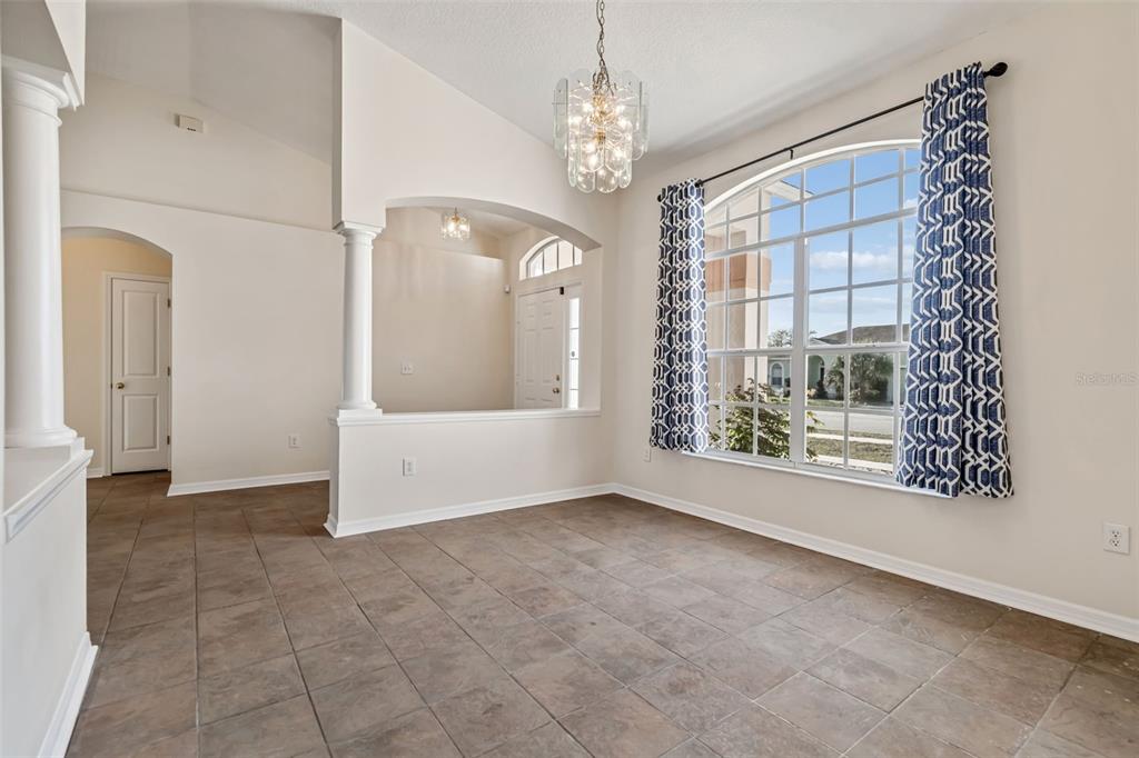 4318 Brandon Ridge Drive Valrico, FL 33594 - Photo 4 of 26