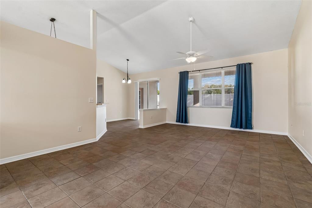 4318 Brandon Ridge Drive Valrico, FL 33594 - Photo 6 of 26