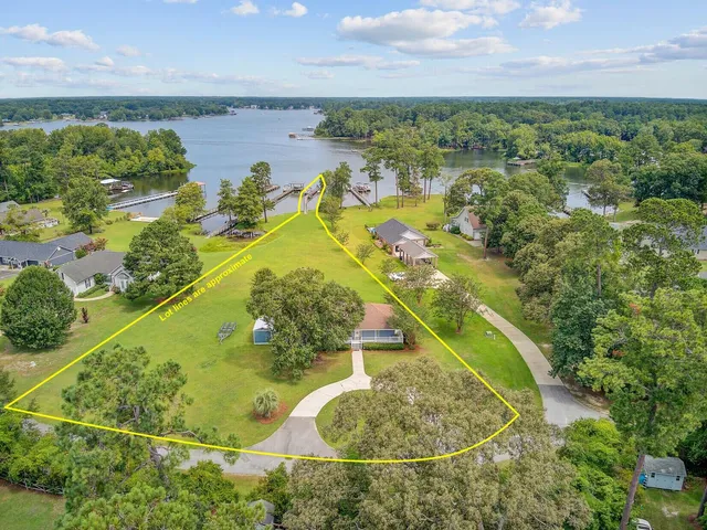 $585,000 | 1106 Shore Drive, Manning, SC 29102