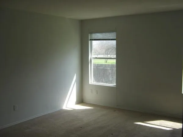 $1,650 | 3504 Banda Lane, Austin, TX 78725