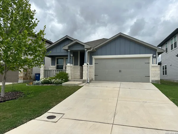 $1,995 | 1234 Meyers Meadow, New Braunfels, TX 78130