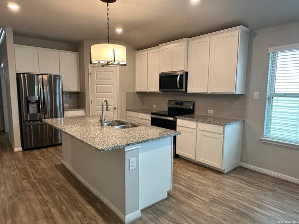 $1,995 | 1234 Meyers Meadow, New Braunfels, TX 78130