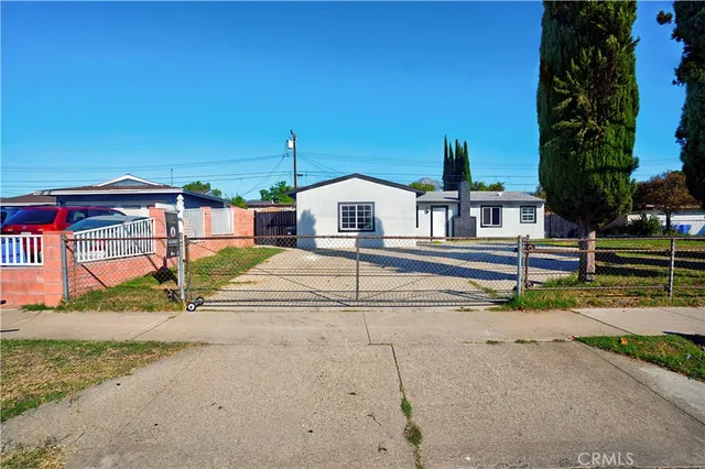 $699,000 | 1381 East 5th Street, Ontario, CA 91764