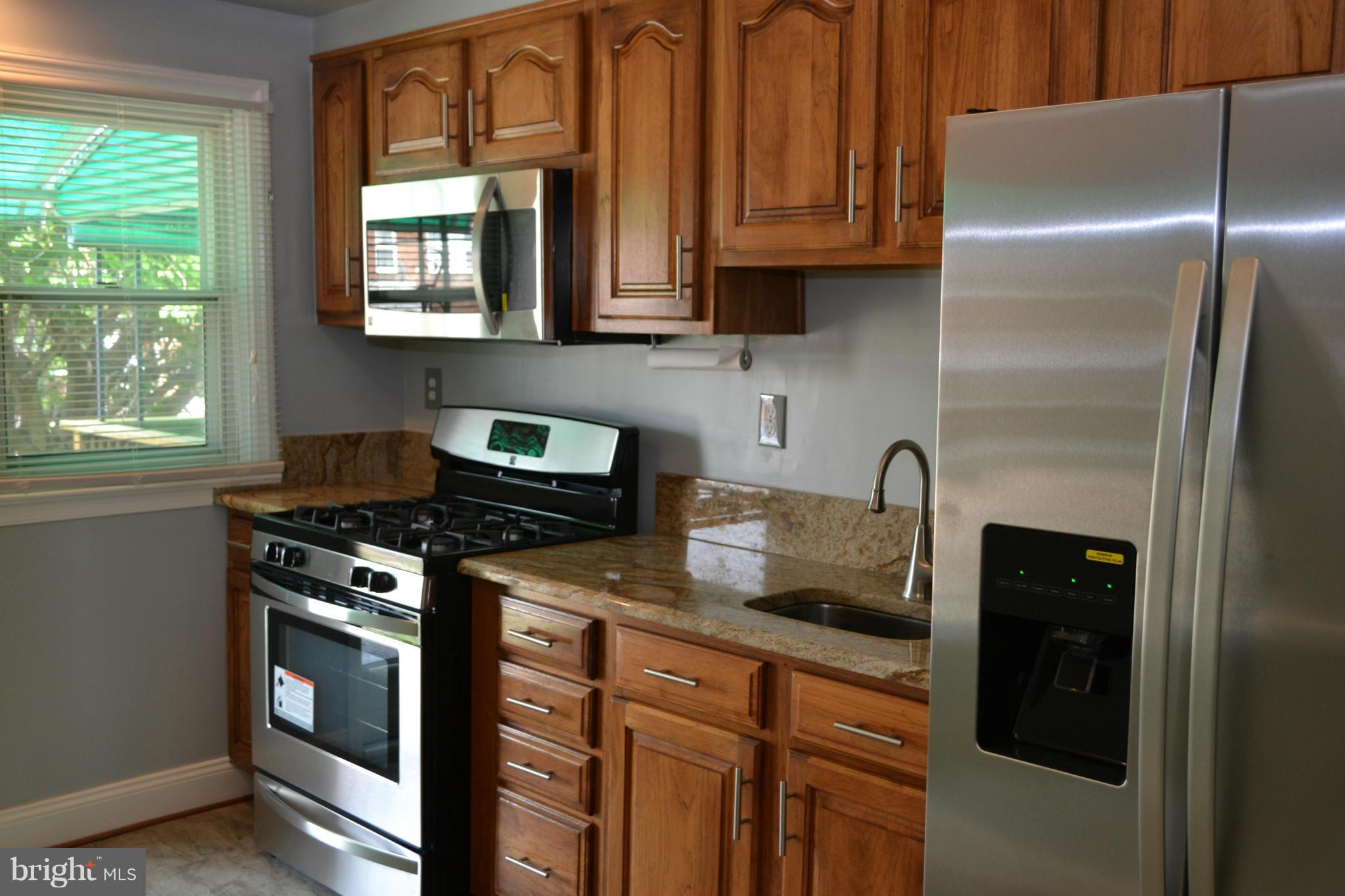 4014 Grantley Road Baltimore, MD 21215 - Photo 1 of 29 Kitchen
