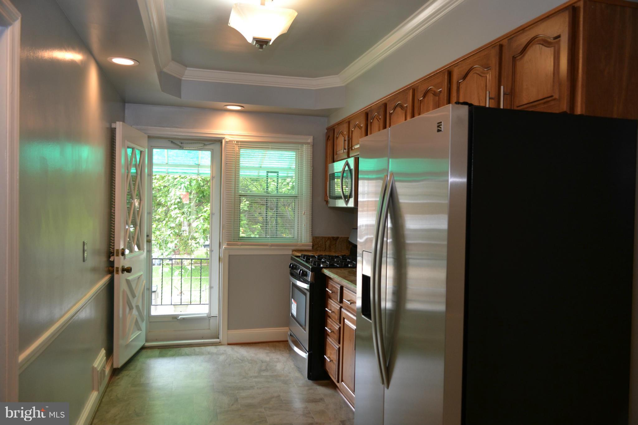 4014 Grantley Road Baltimore, MD 21215 - Photo 12 of 29 Kitchen