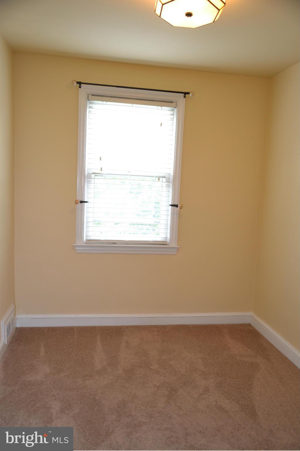 4014 Grantley Road Baltimore, MD 21215 - Photo 20 of 29 Bedroom
