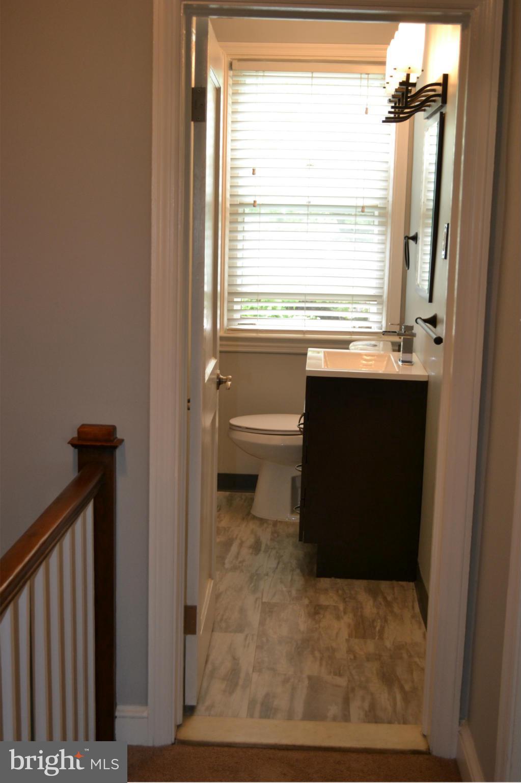 4014 Grantley Road Baltimore, MD 21215 - Photo 22 of 29 Bath