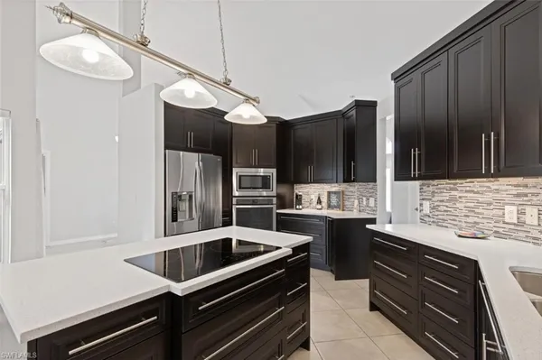 $7,500 | 11774 Longshore Way West, Naples, FL 34119