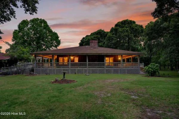 $695,000 | Undisclosed Address, Rocky Point, NC 28457