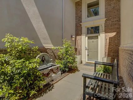$675,000 | 8905 Challis Hill Lane, Charlotte, NC 28226