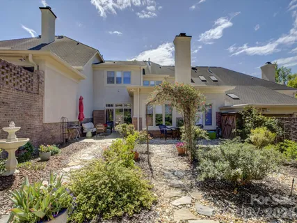 $675,000 | 8905 Challis Hill Lane, Charlotte, NC 28226