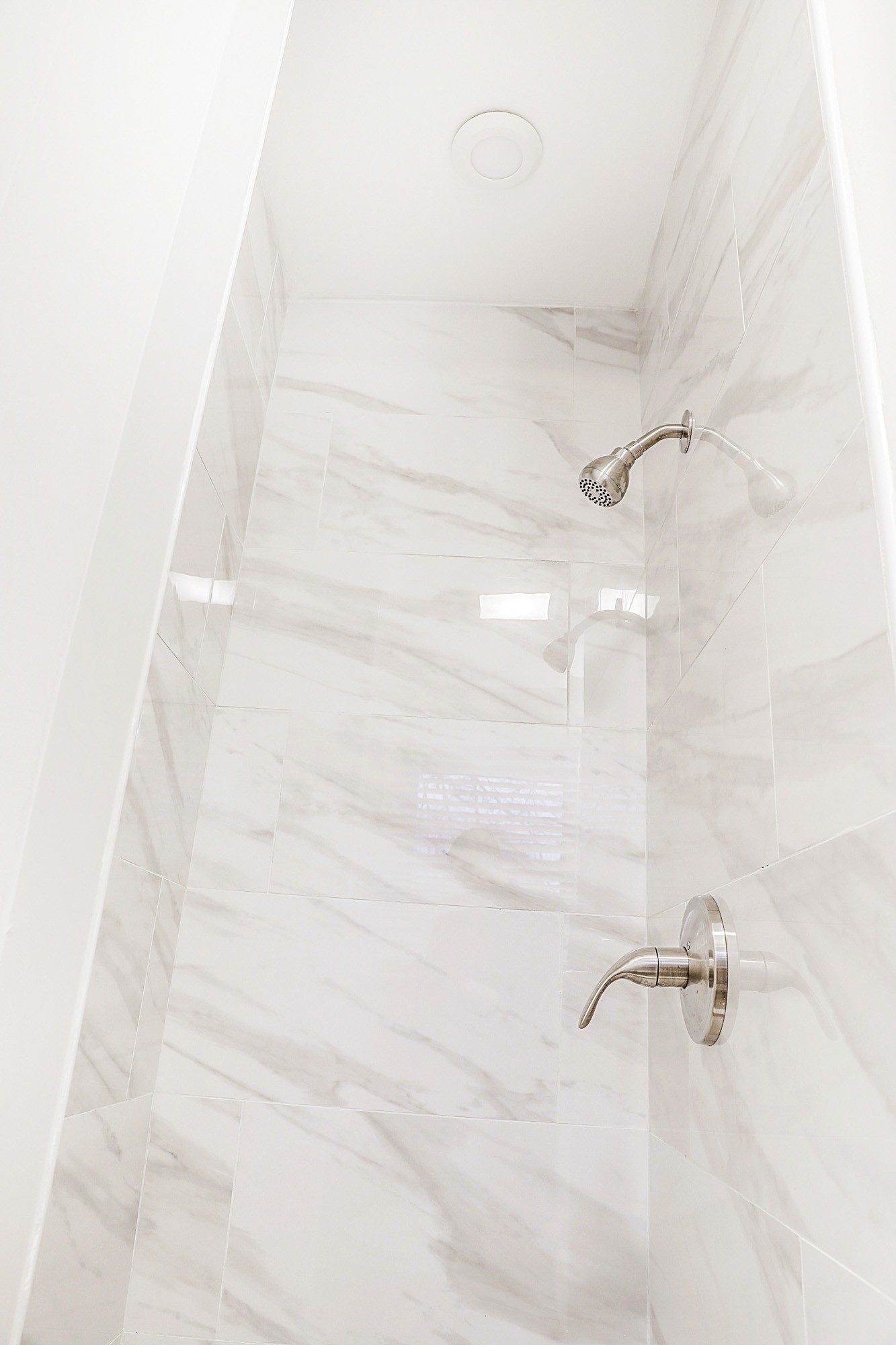 1320 Cheyenne Boulevard Madison, TN 37115 - Photo 11 of 26 a bathroom with a shower