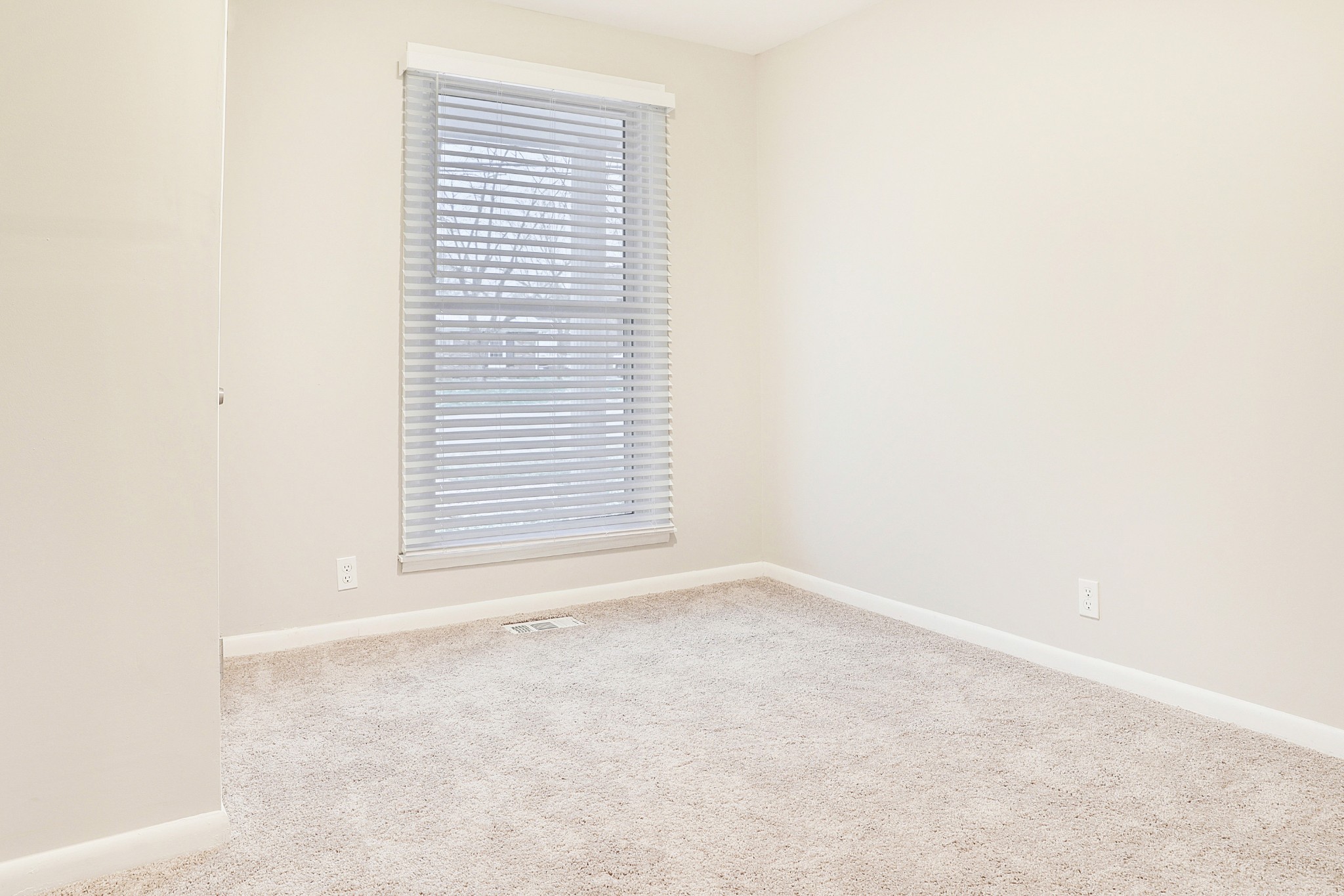 1320 Cheyenne Boulevard Madison, TN 37115 - Photo 24 of 26 a view of an empty room with a window
