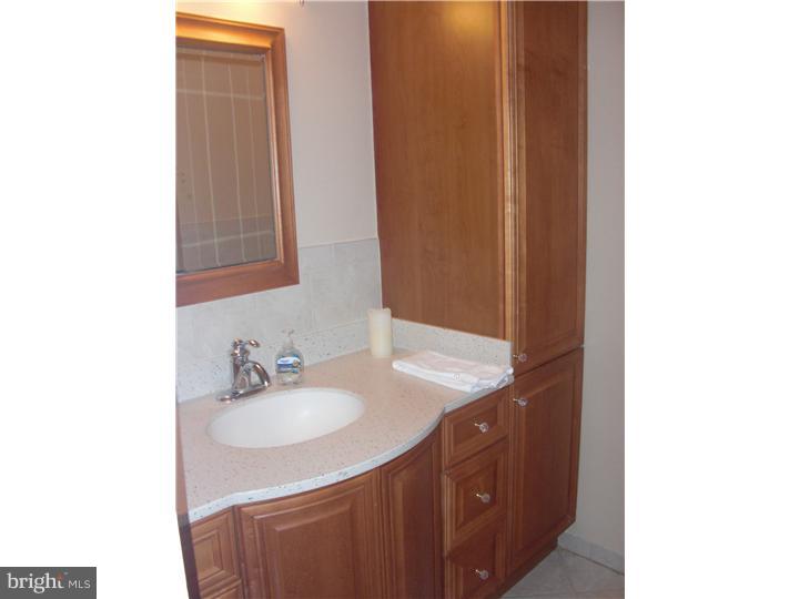 77 Wolfpack Road Hamilton, NJ 08619 - Photo 12 of 25