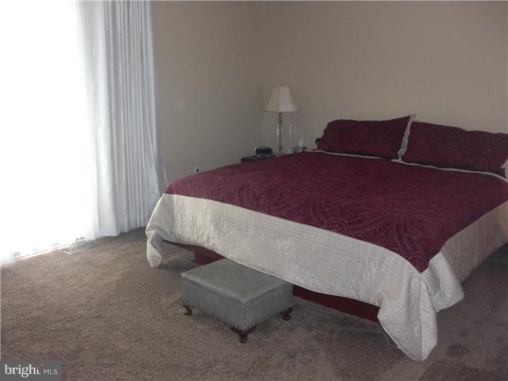77 Wolfpack Road Hamilton, NJ 08619 - Photo 14 of 25