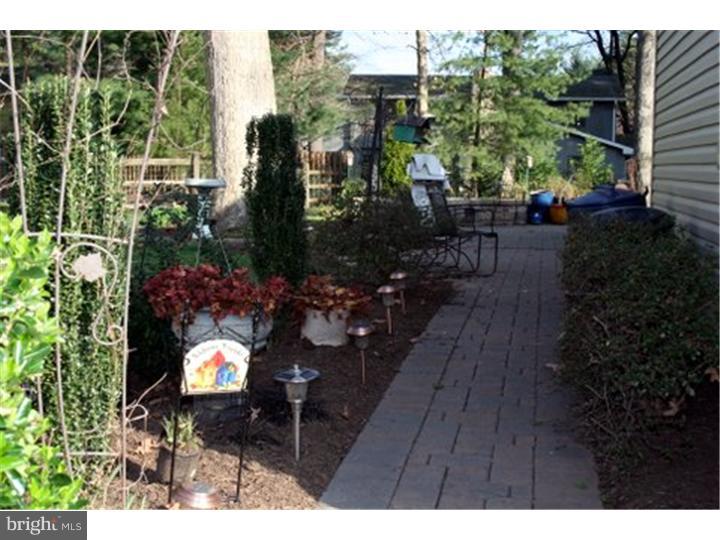 77 Wolfpack Road Hamilton, NJ 08619 - Photo 19 of 25
