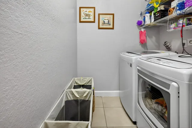 $569,000 | 913 Southwest 151 Place, Miami, FL 33194