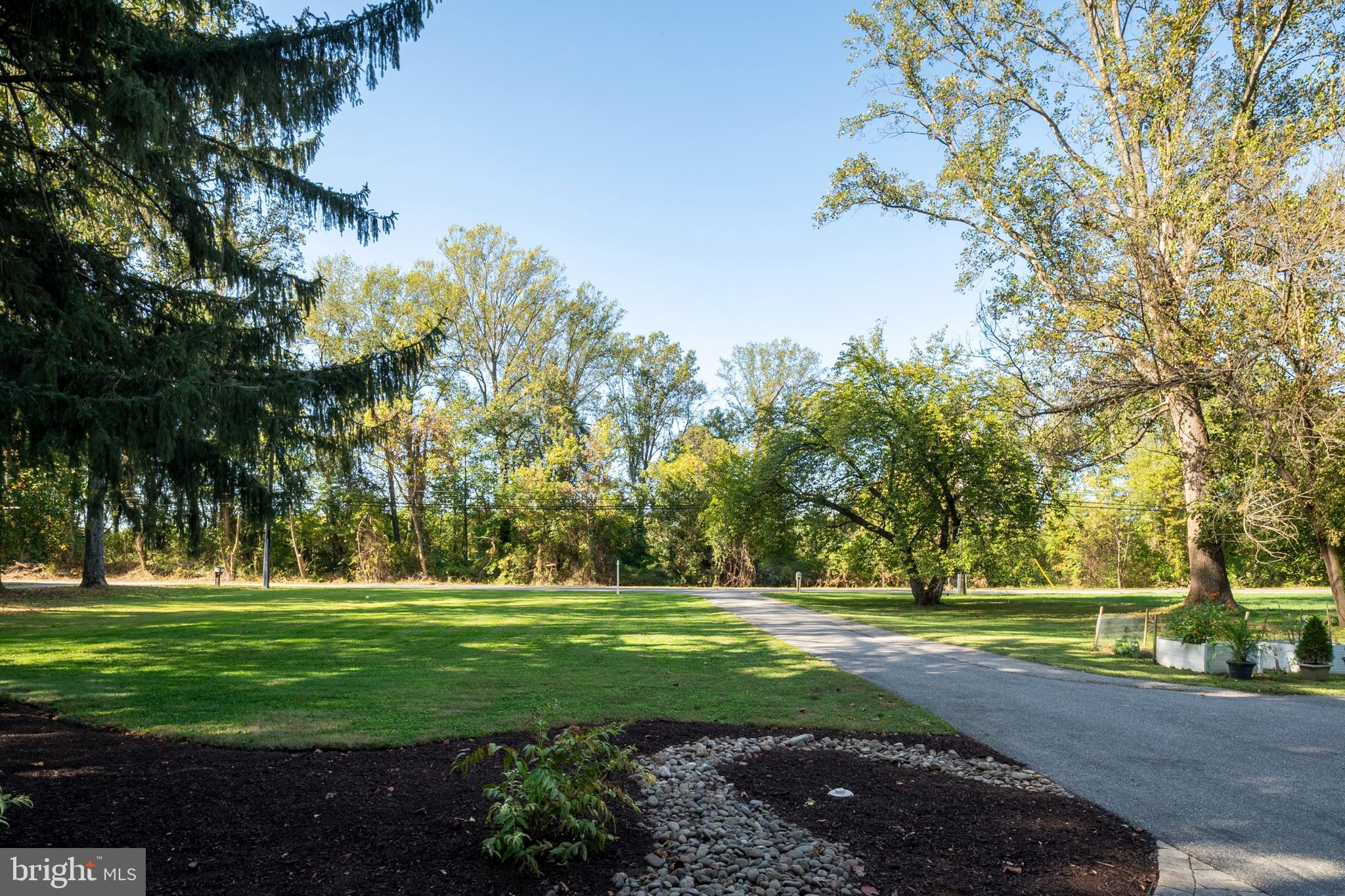 1811 Underwood Road Gambrills, MD 21054 - Photo 2 of 46 a view of a golf course