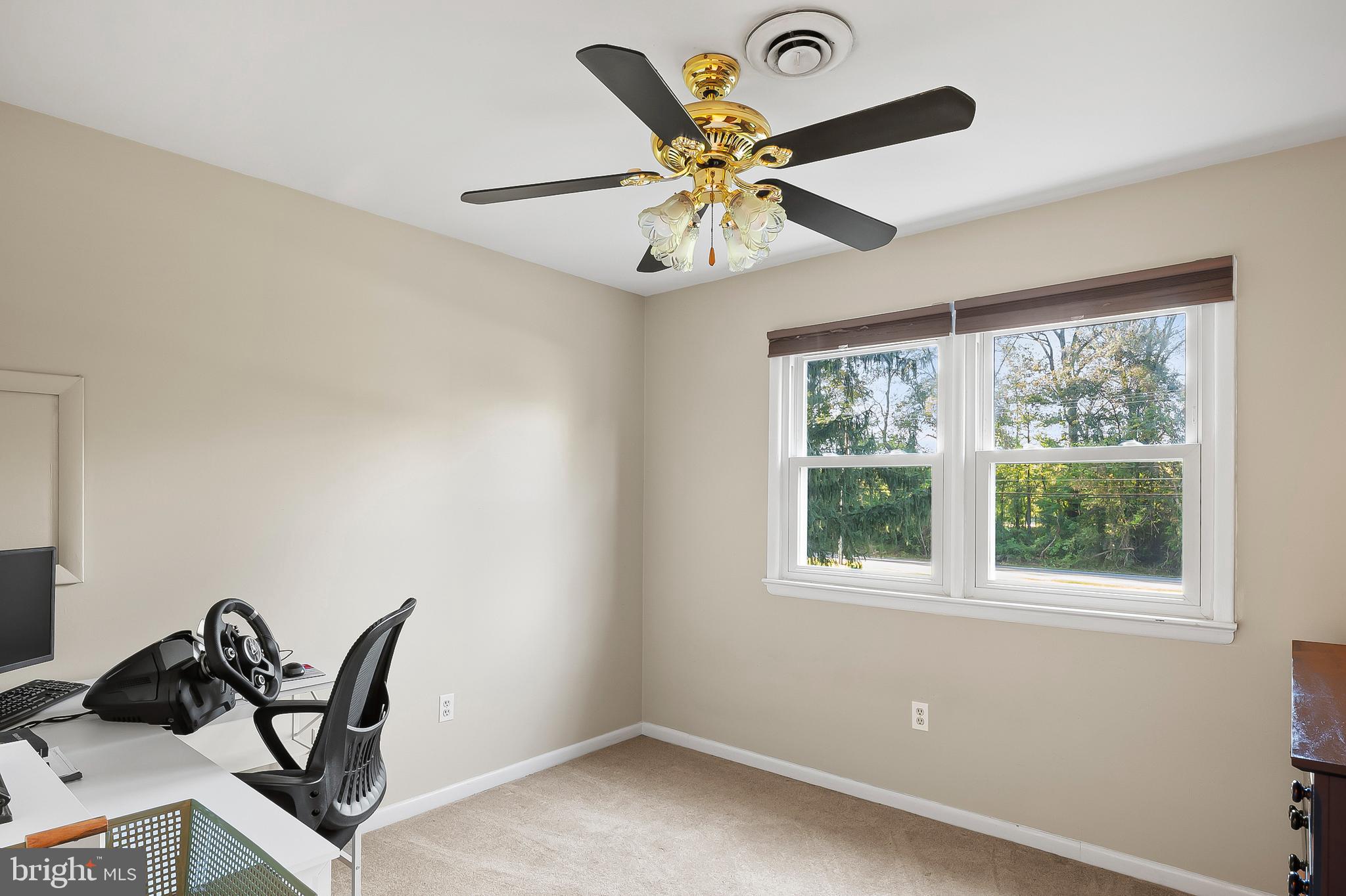1811 Underwood Road Gambrills, MD 21054 - Photo 31 of 46 a view of a livingroom with a window