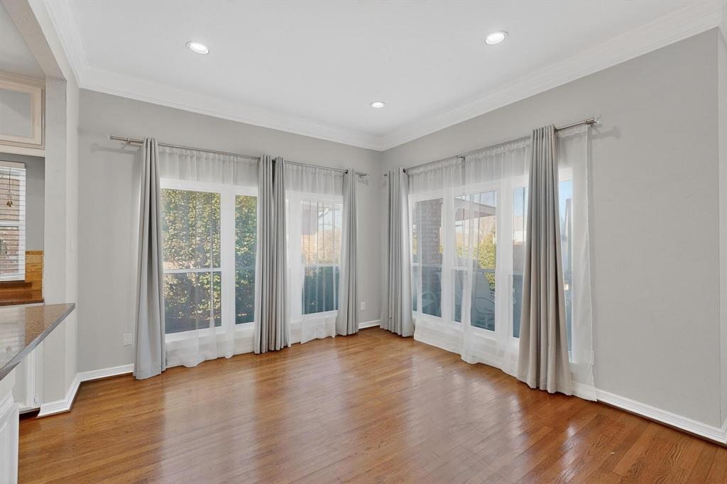 2648 Brookside Drive Irving, TX 75063 - Photo 14 of 34