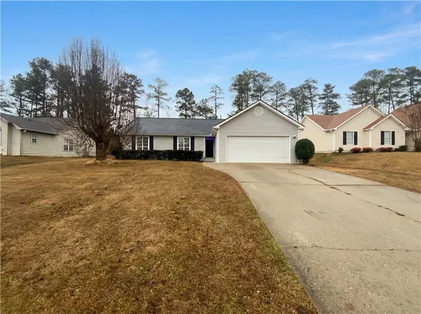 $230,000 | 10454 Irongate Lane, Jonesboro, GA 30238