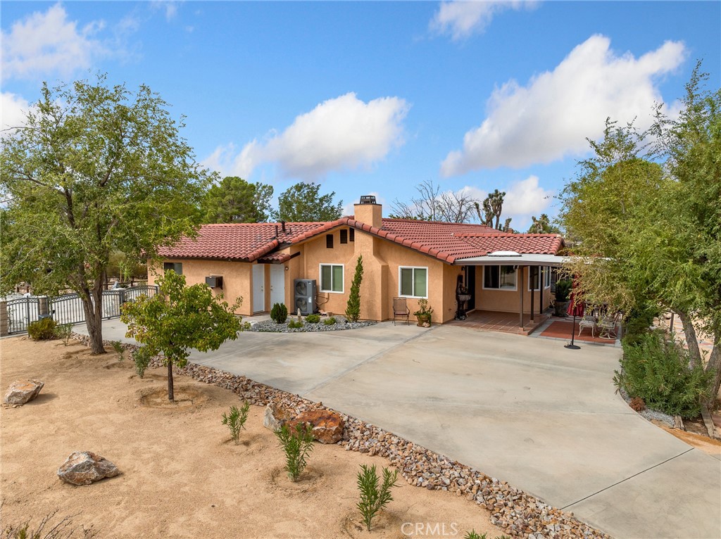 19376 Symeron Road Apple Valley, CA 92307 - Photo 1 of 1 Gallery Image 1