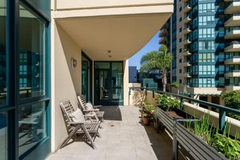 a view of building with yard