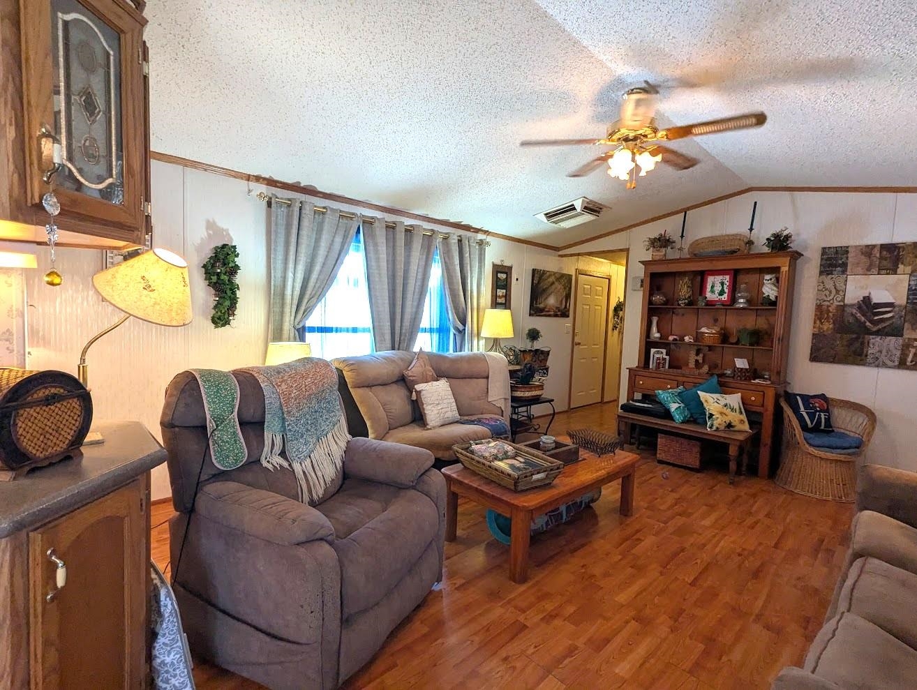 435 32 Road, Unit 437 Clifton, CO 81520 - Photo 2 of 19
