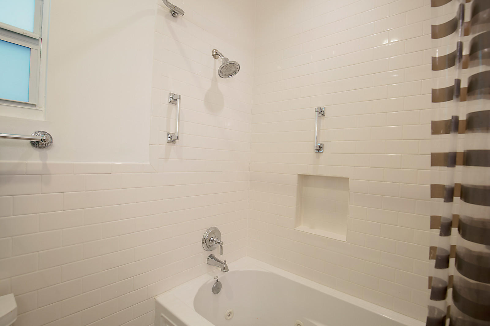 302 Wildermere Road, Unit A West Palm Beach, FL 33401 - Photo 23 of 44 19_302_Wildermere_Rd_19_of_23_mls