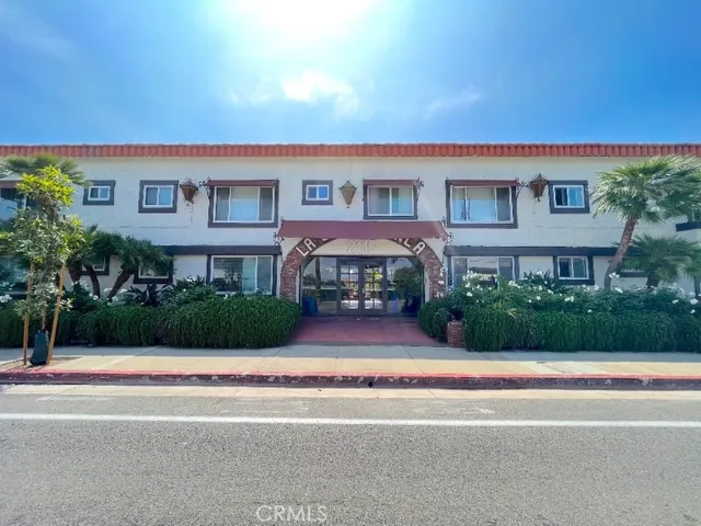 $2,195 | 2115 Placentia Avenue, Unit 15, Costa Mesa, CA 92627