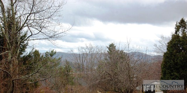240 Green Street Boone, NC 28607 - Photo 3 of 17 Gallery Image 3