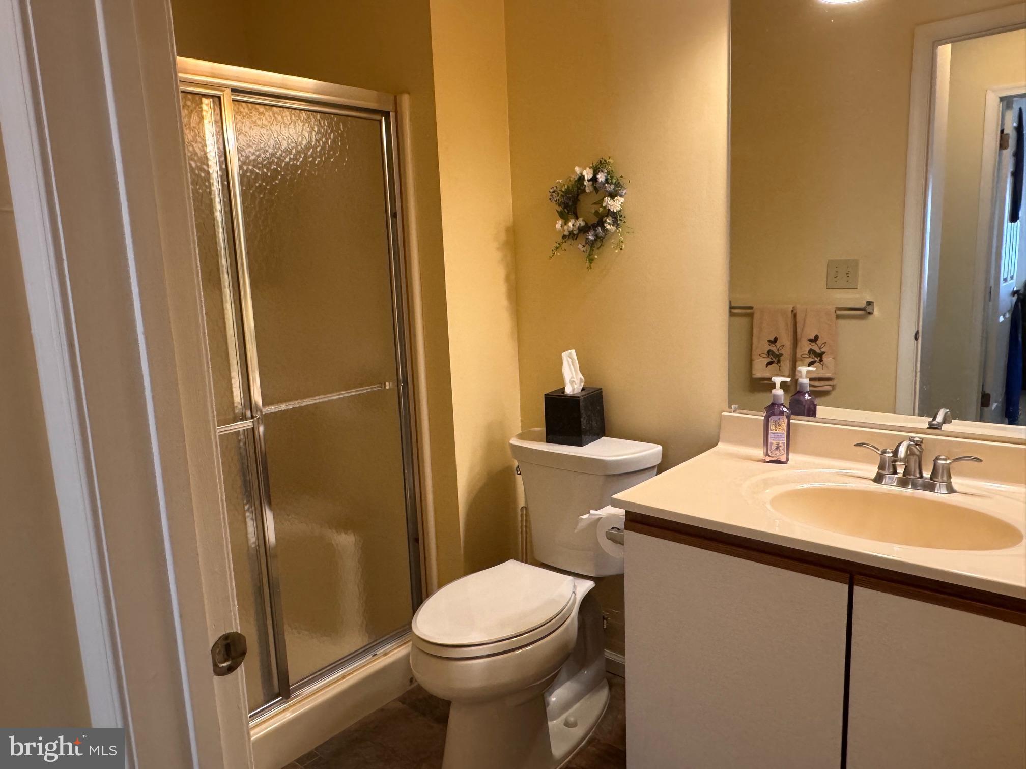 735 South Main Road, Unit 29 Vineland, NJ 08360 - Photo 23 of 34 Full Bathroom 2