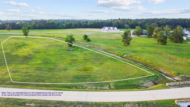 a view of a tennis court