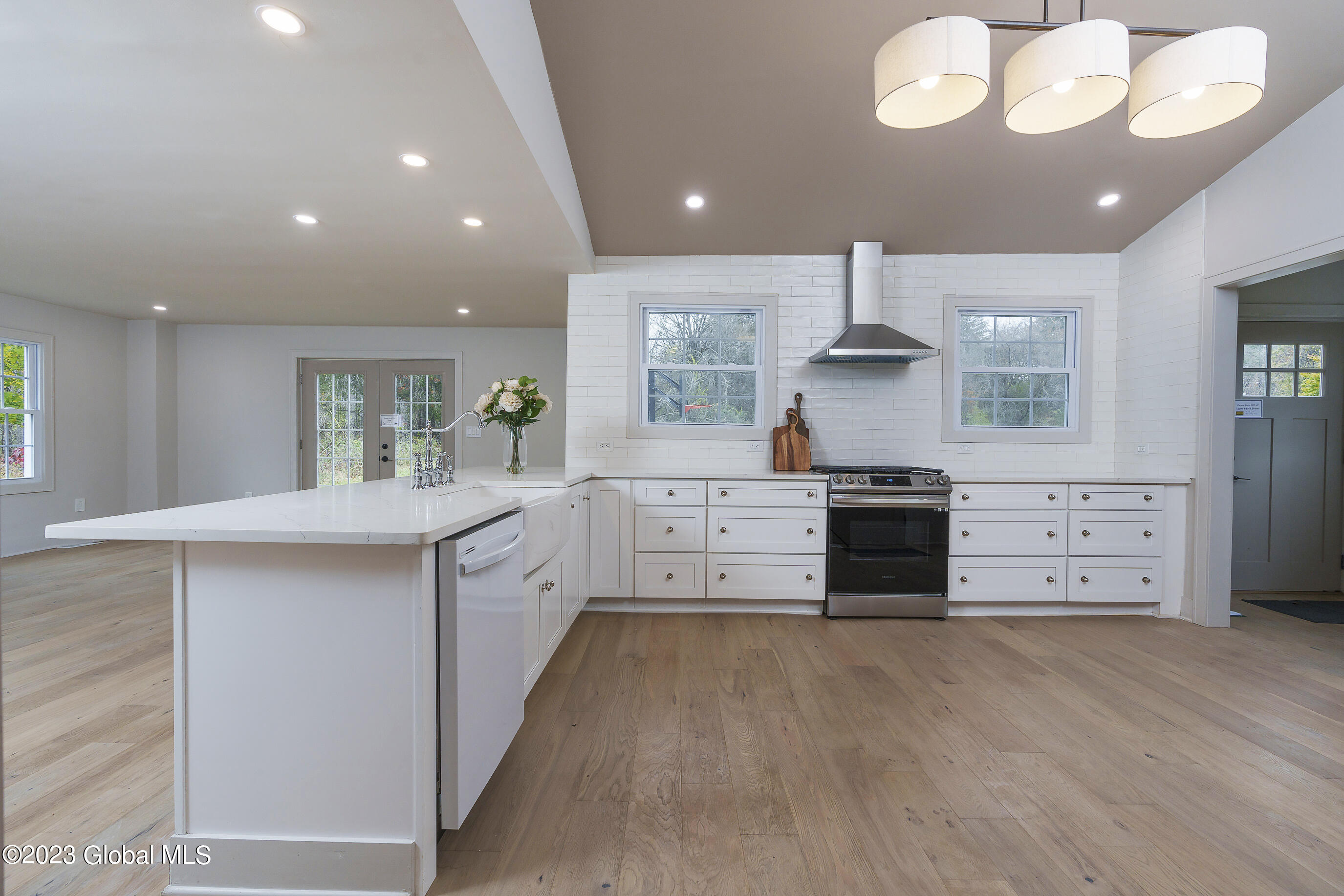 167 State Farm Road Voorheesville, NY 12186 - Photo 5 of 68 020-167-State-Farm-Rd