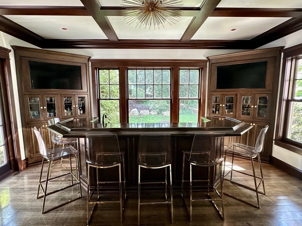 15 Essex Road Wellesley, MA 02481 - Photo 18 of 40 Gallery Image 18