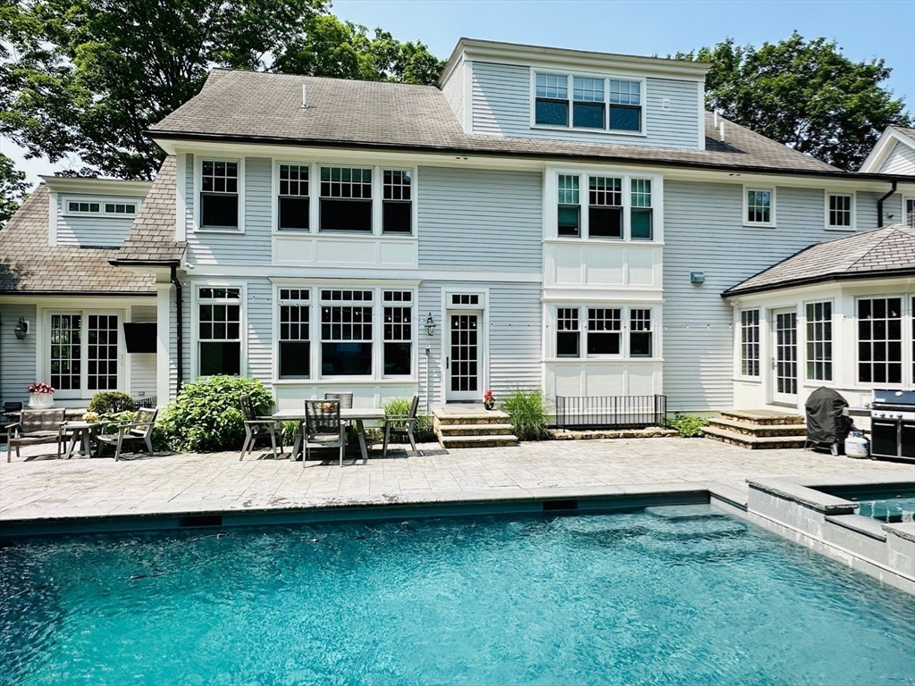 15 Essex Road Wellesley, MA 02481 - Photo 32 of 40 Gallery Image 32