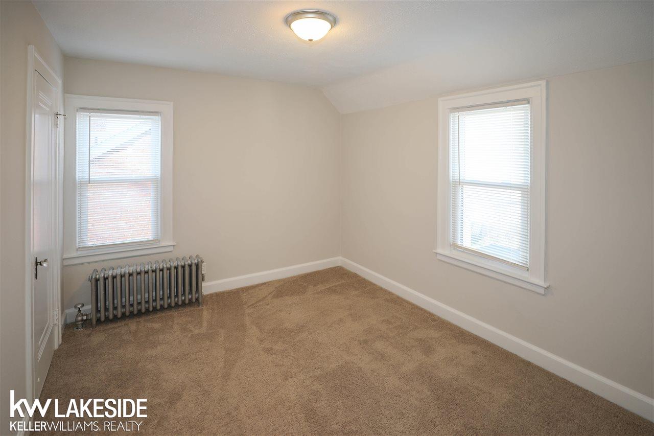 478 Cloverly Road Grosse Pointe Farms, MI 48236 - Photo 27 of 33