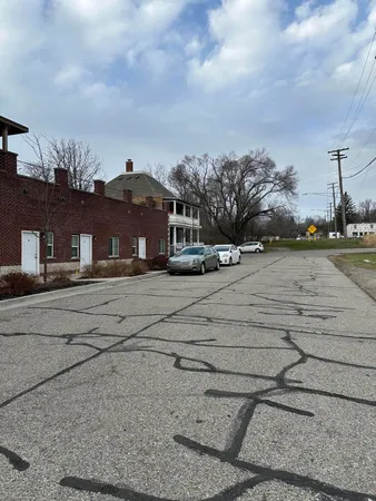 $1,400 | 201 North Park Street, Unit D, Ypsilanti, MI 48198