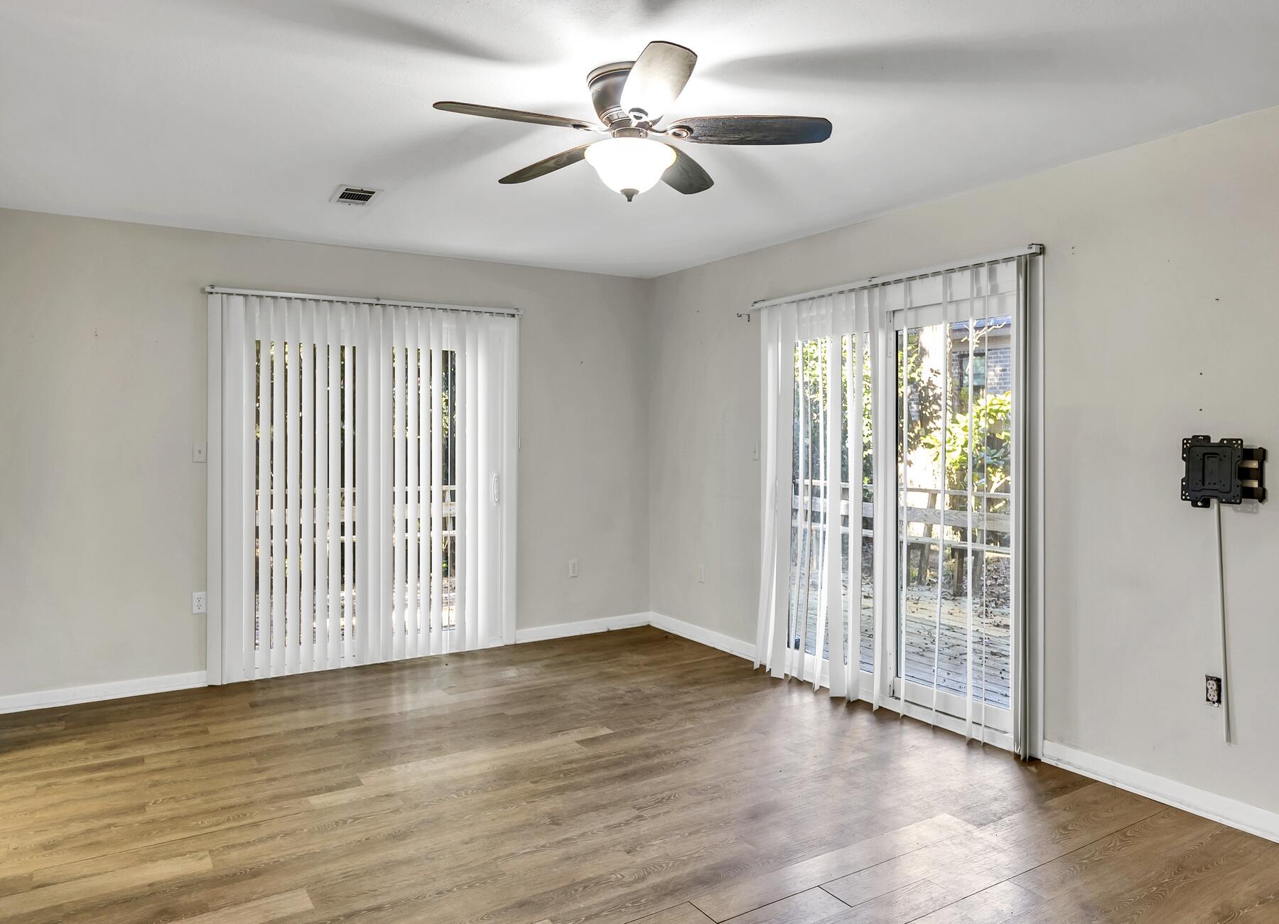 16 Gardner Drive Shalimar, FL 32579 - Photo 10 of 45 a view of an empty room with a window