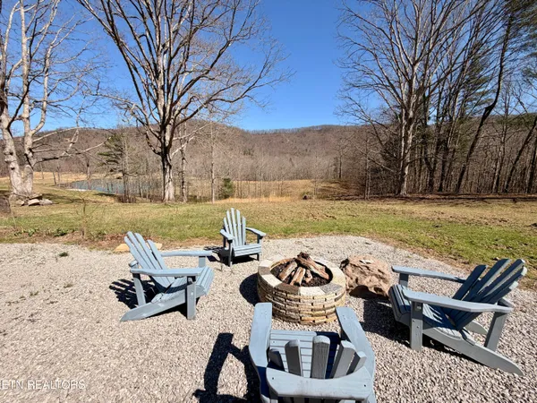 $1,250,000 | 293 Herbert Shannon Road, Sunbright, TN 37872