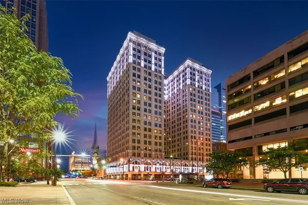 $5,200 | 99 West St Clair Avenue, Cleveland, OH 44113